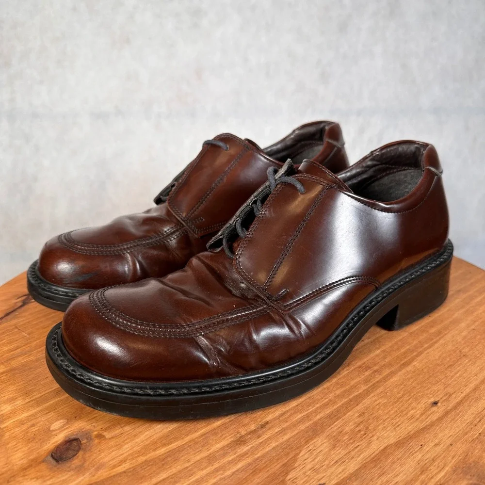 Bass Leather Oxford Shoes Mens 9.5 Brown Good Moc Toe Lug Sole Dress 01-04